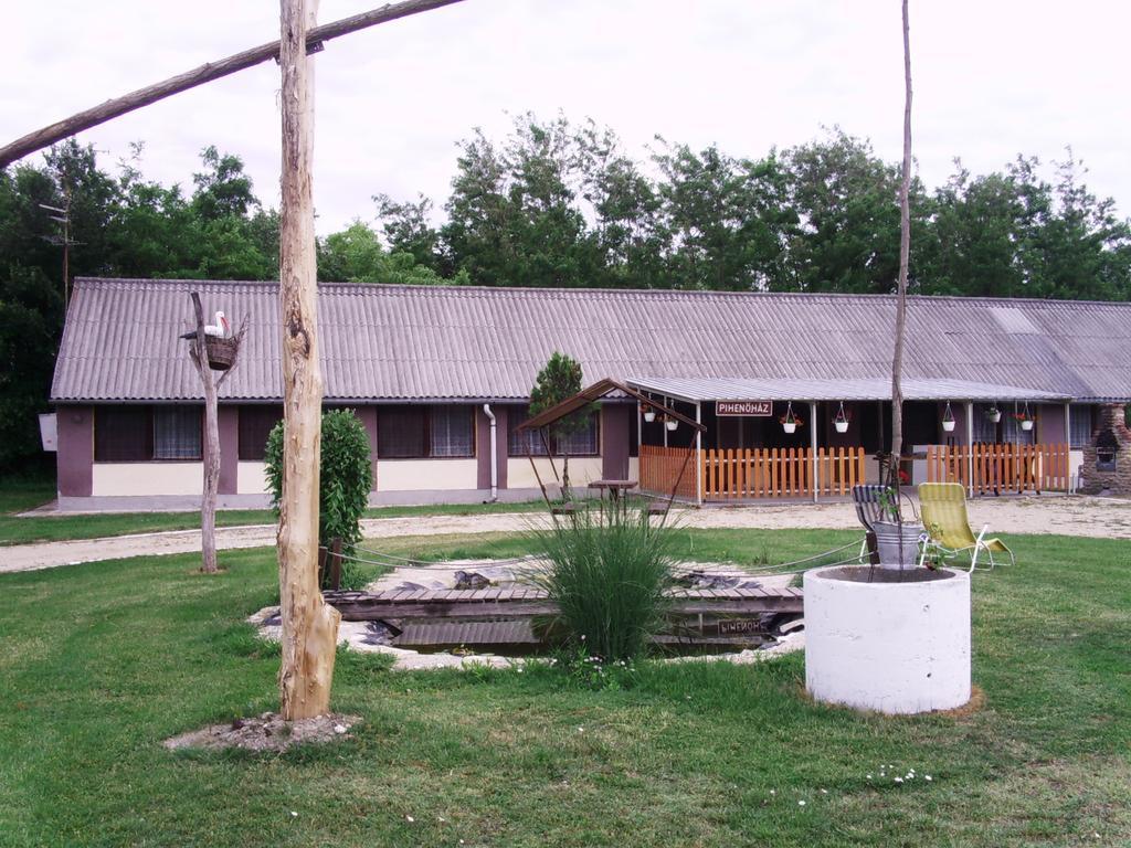 Sakaltanya Sorozo- Borozo Pihenohaz Otel Vének Dış mekan fotoğraf